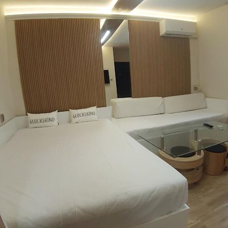 Apartment Tina Varna Buitenkant foto