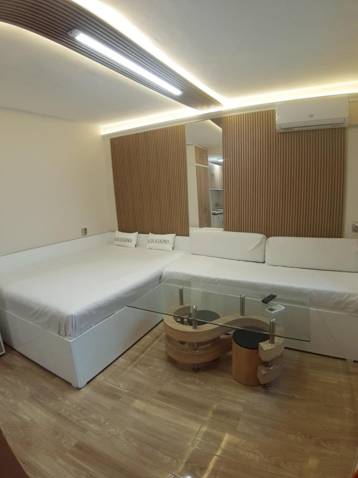 Apartment Tina Varna Buitenkant foto