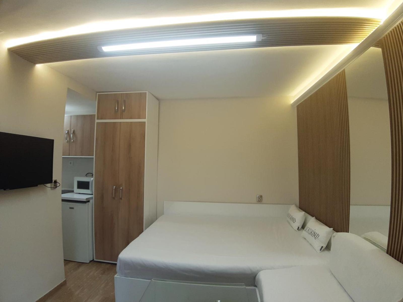 Apartment Tina Varna Buitenkant foto